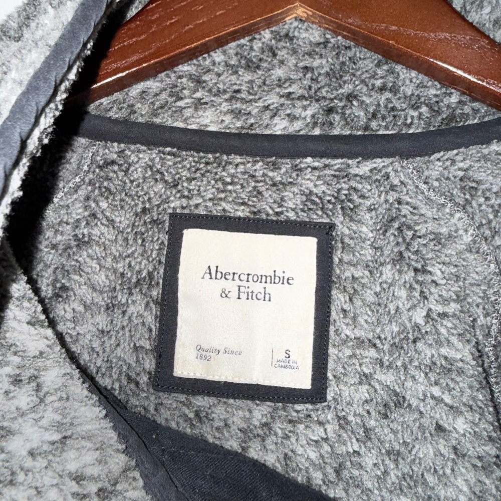 ABERCROMBIE & FITCH Womens Small Gray Black 1/4 Snap Long Sleeve Pullover Shirt - Picture 4 of 7
